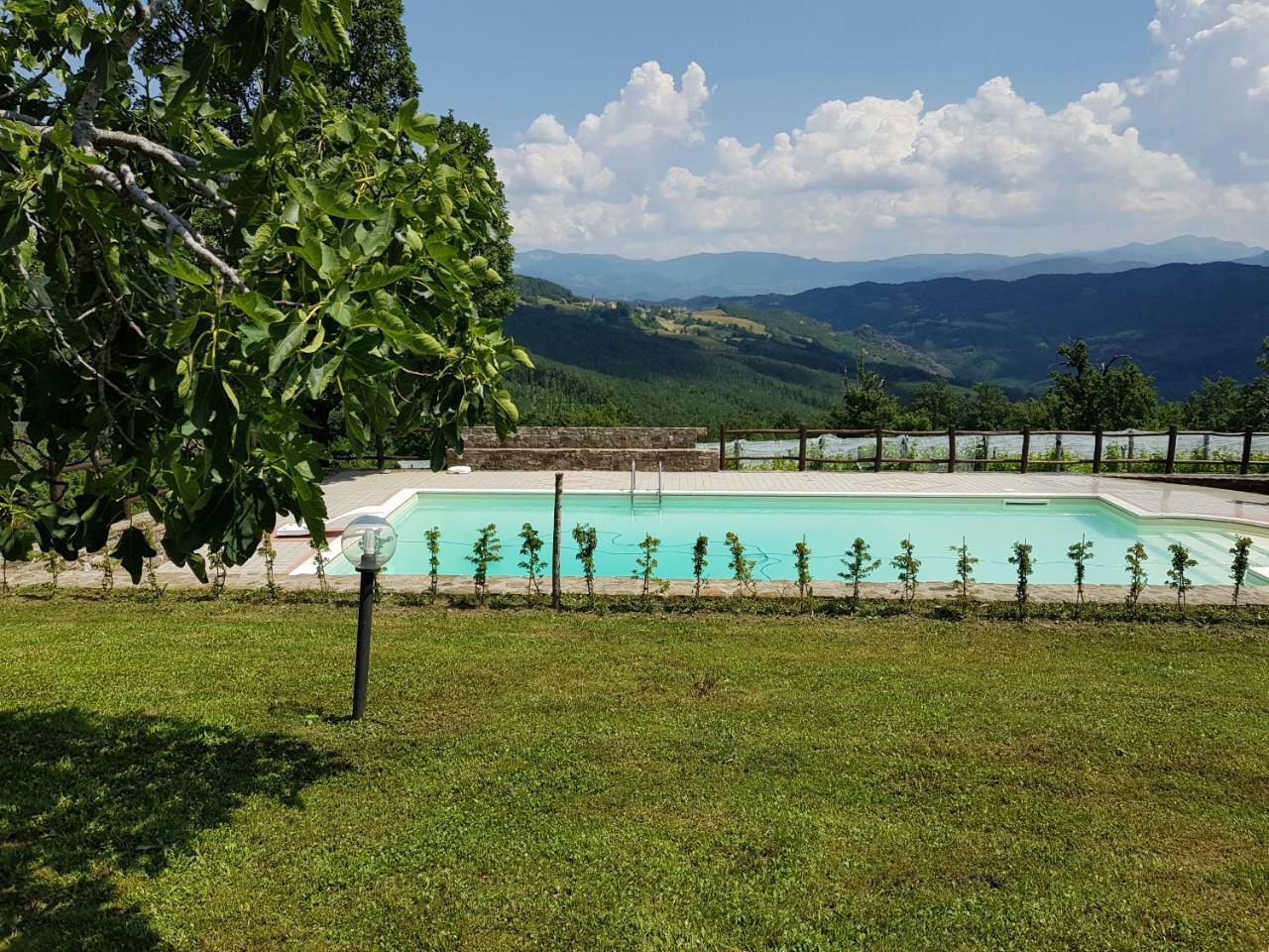 Casa Vacanze Fattoria Il Cerro Villa Pianelleto Luaran gambar